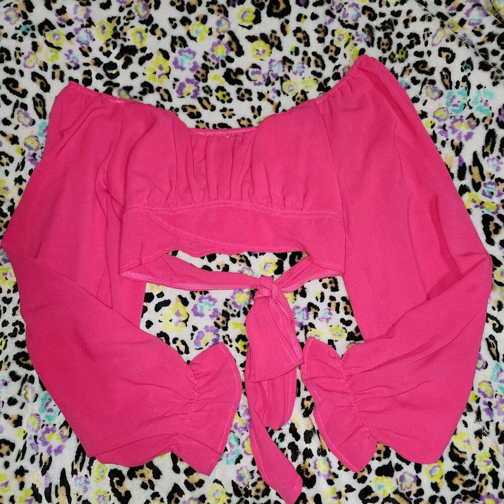Women's Size Medium Pink Long Sleeve Tie Back Crop Top